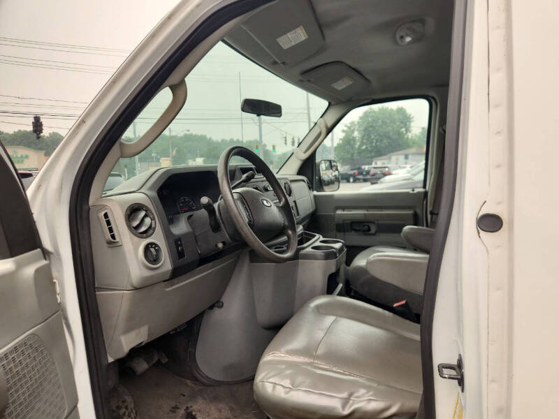 2012 Ford E-Series E-150