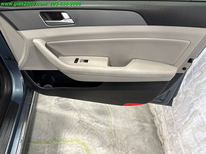 2016 Hyundai Sonata Hybrid SE