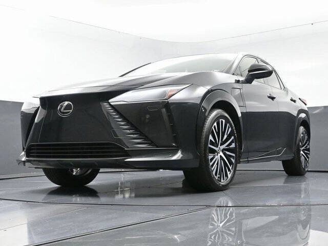 2023 Lexus RZ 450e Luxury
