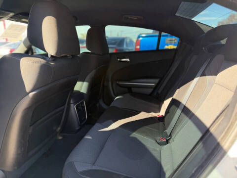 2016 Dodge Charger SXT