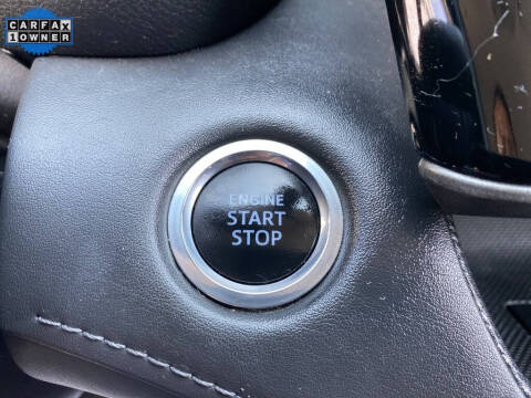 2020 Toyota Highlander LE