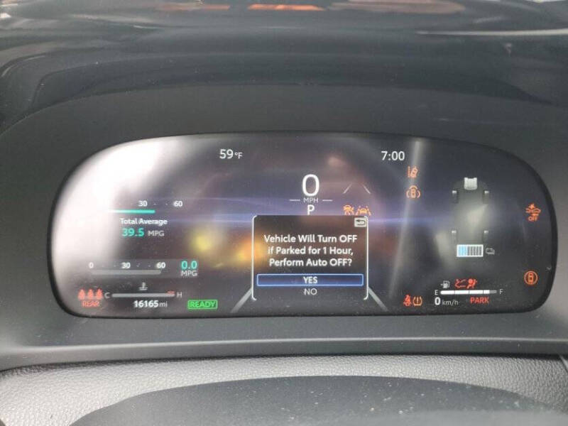 2025 Toyota Crown Signia XLE