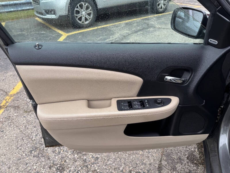 2013 Chrysler 200 Limited