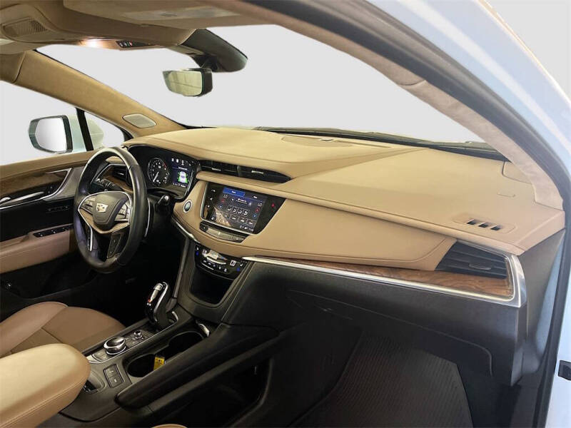 2021 Cadillac XT5 Sport