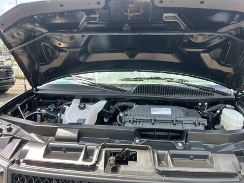 2025 Chevrolet Express 2500