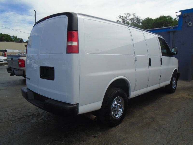 2018 Chevrolet Express 2500