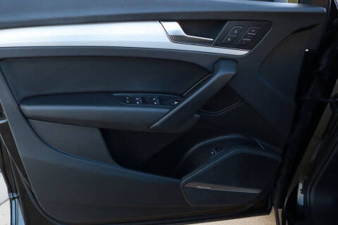 2019 Audi Q5 quattro Prestige 45 TFSI