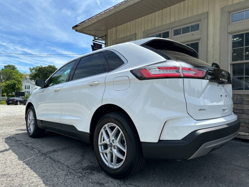 2022 Ford Edge SEL
