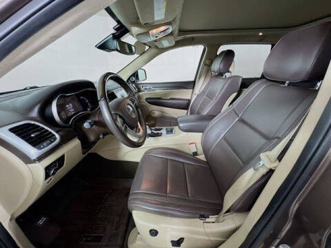 2020 Jeep Grand Cherokee Summit