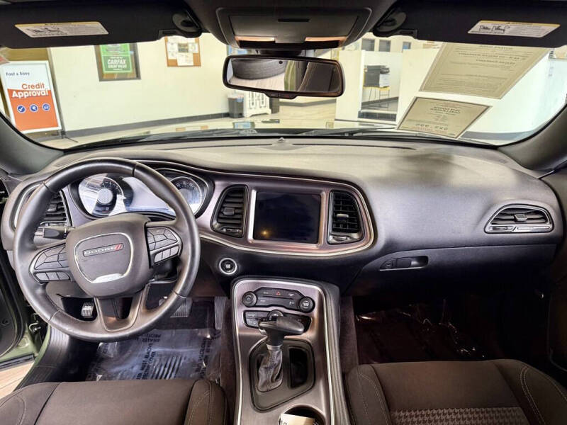 2018 Dodge Challenger SXT