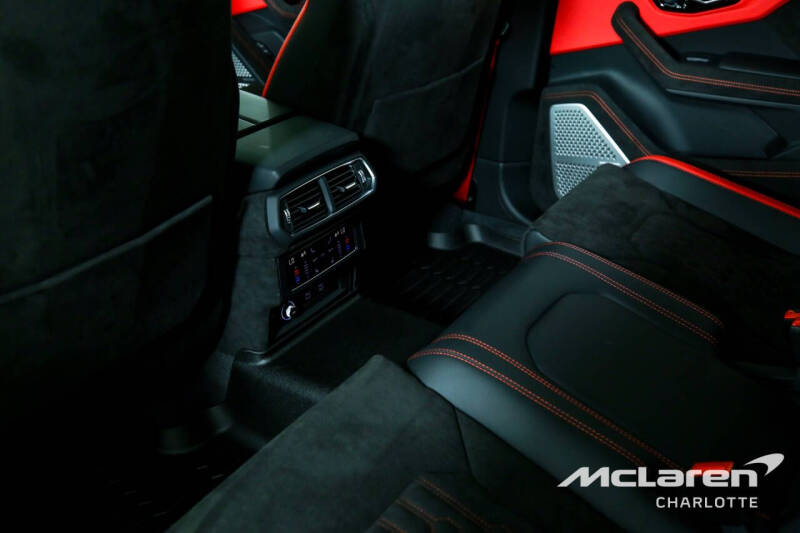 2023 Lamborghini Urus S