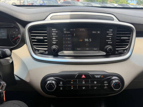 2019 Kia Sorento LX
