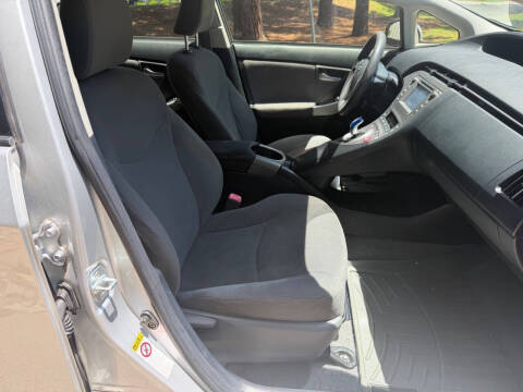 2013 Toyota Prius Two