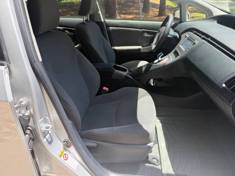 2013 Toyota Prius Two