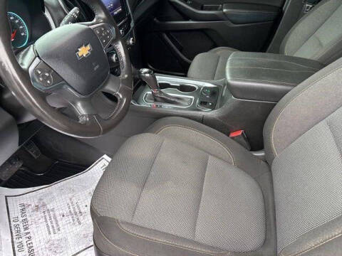 2020 Chevrolet Traverse LT Cloth