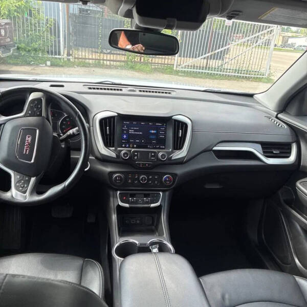 2024 GMC Terrain SLT