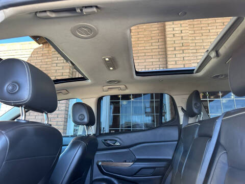 2017 GMC Acadia Denali