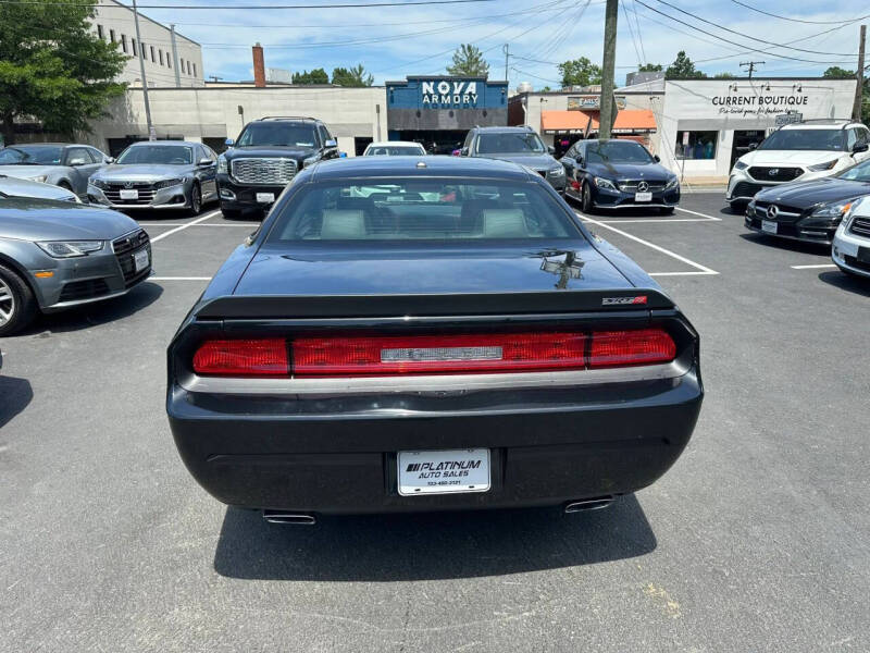 2008 Dodge Challenger SRT8