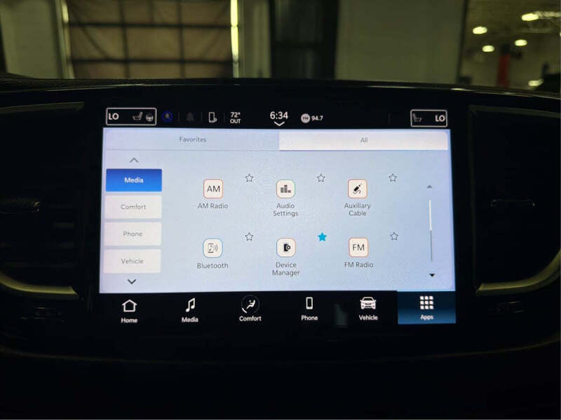 2023 Chrysler Pacifica Touring L