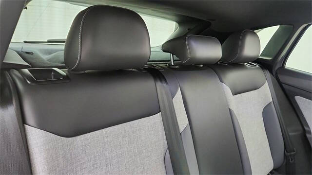 2025 Volkswagen ID.4 Pro