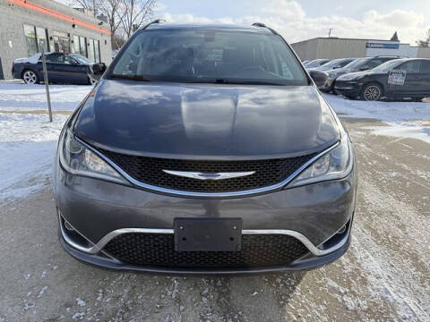 2018 Chrysler Pacifica Touring L