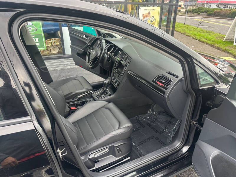 2015 Volkswagen Golf TSI SEL