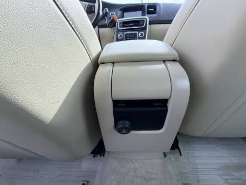 2015 Volvo S60 T5 Drive-E Premier