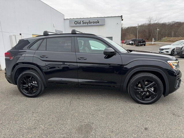 2026 Volkswagen Atlas Cross Sport SEL R-Line Black 4Motion