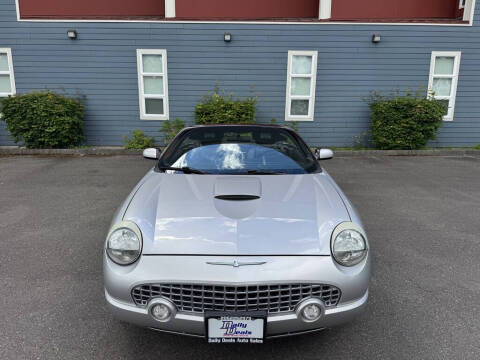 2004 Ford Thunderbird Deluxe