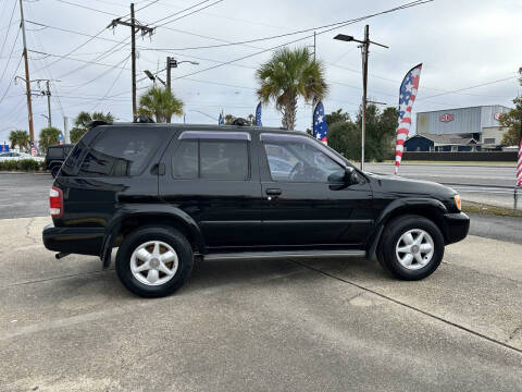 2000 Nissan Pathfinder LE