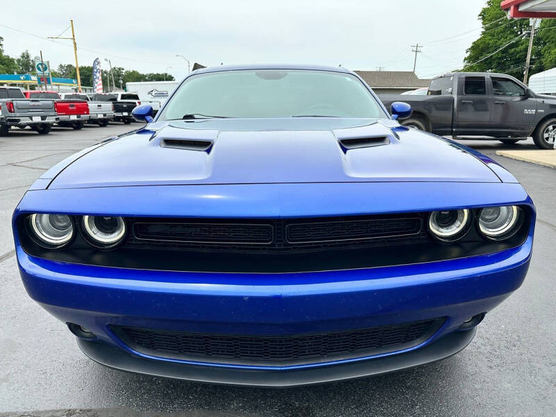 2020 Dodge Challenger SXT