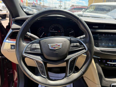 2017 Cadillac XT5 Luxury