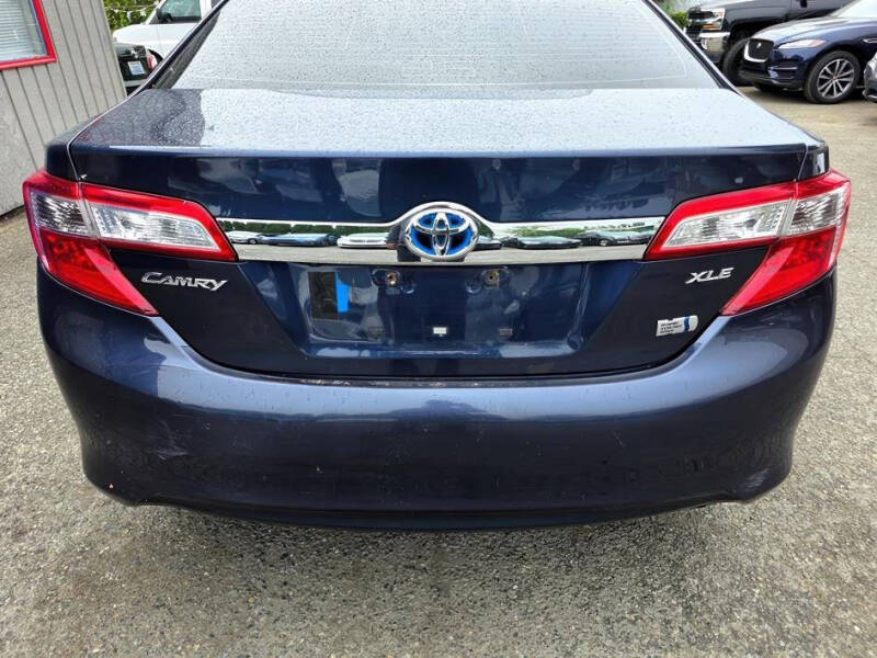 2014 Toyota Camry Hybrid