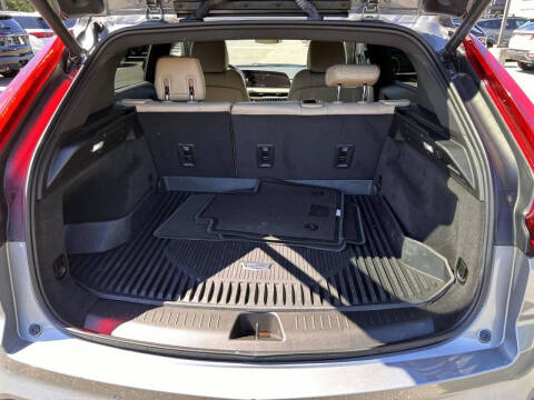 2024 Cadillac XT4 Luxury