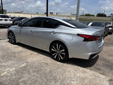 2019 Nissan Altima 2.5 Platinum