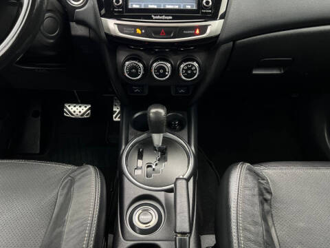 2017 Mitsubishi Outlander Sport 2.4 SEL