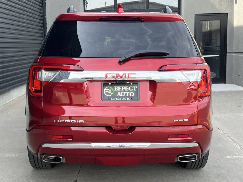 2023 GMC Acadia Denali