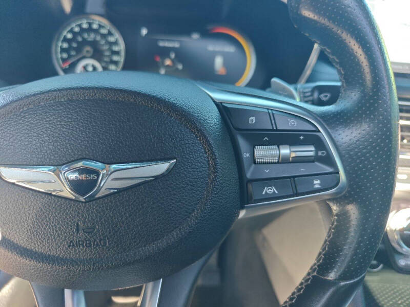 2022 Genesis G70