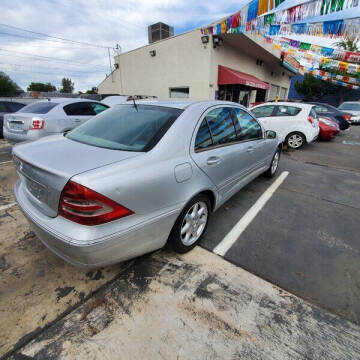2002 Mercedes-Benz C-Class C 240
