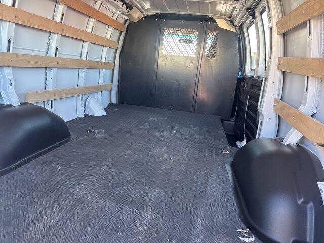 2024 Chevrolet Express 2500