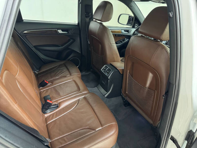 2017 Audi Q5 2.0T quattro Premium Plus