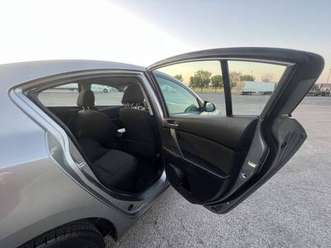 2010 Mazda MAZDA3 i Touring