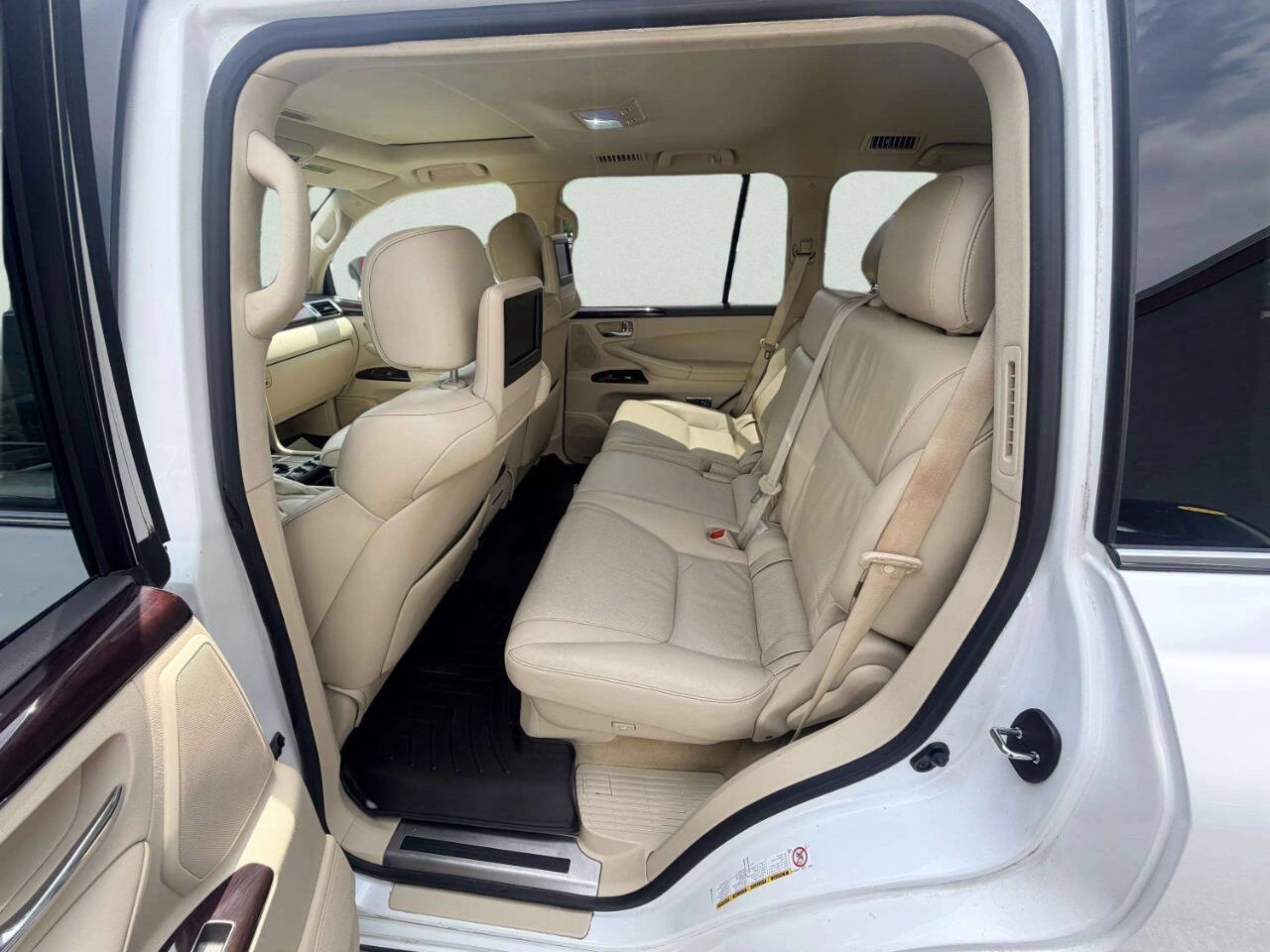 LexusLX 57026