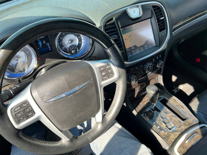 2014 Chrysler 300 C