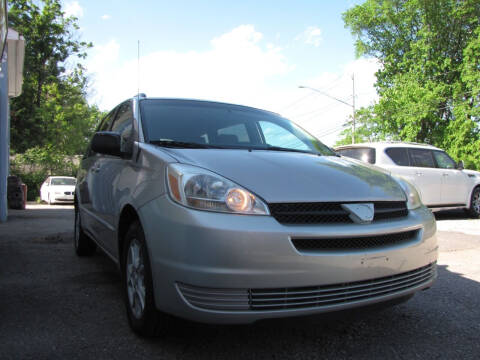 2004 Toyota Sienna for sale at Carmall Auto in Hoosick Falls NY