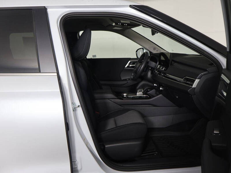 2026 Mitsubishi Outlander ES