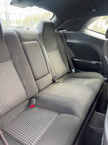 2018 Dodge Challenger SXT