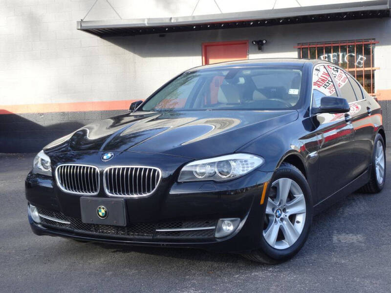 2013 BMW 5 Series for sale at Deal Maker of Gainesville in Gainesville FL