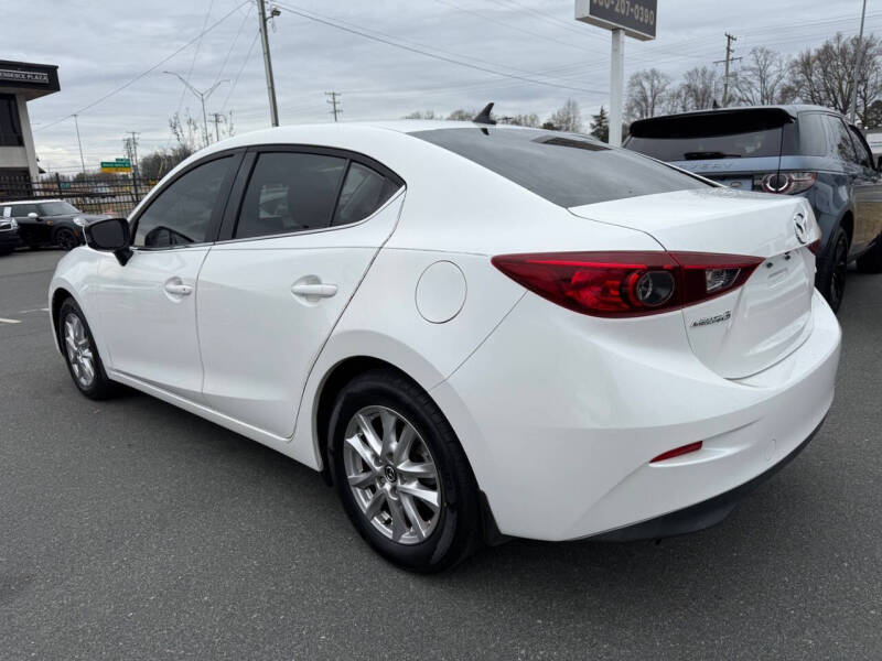 2016 Mazda MAZDA3 i Sport