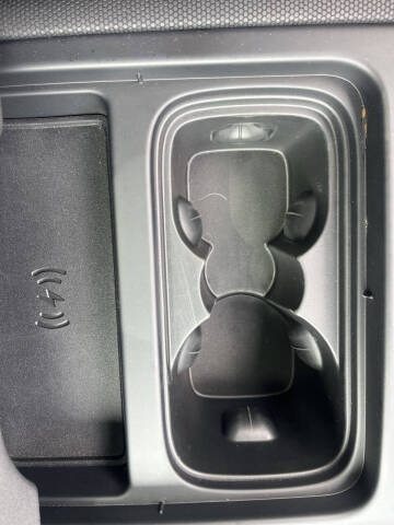 2022 Land Rover Defender 90 X-Dynamic SE